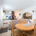 Sunny House *