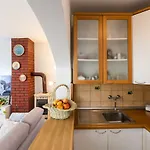Sunny House