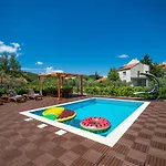 Sunny House *