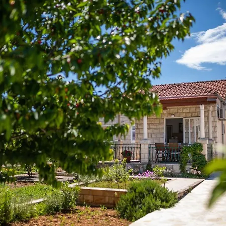 Sunny House Korcula Town