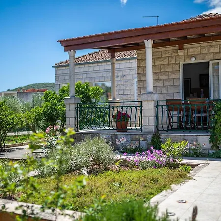 Sunny House Apartment Korcula Town