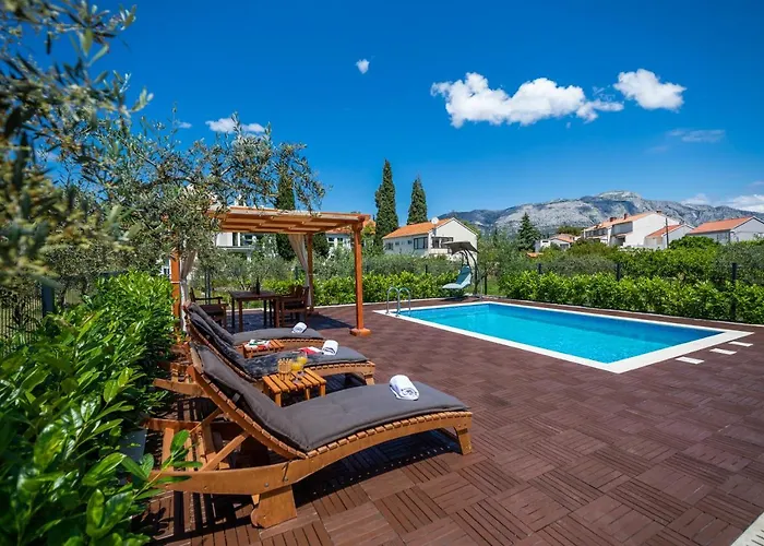 Sunny House Apartman *